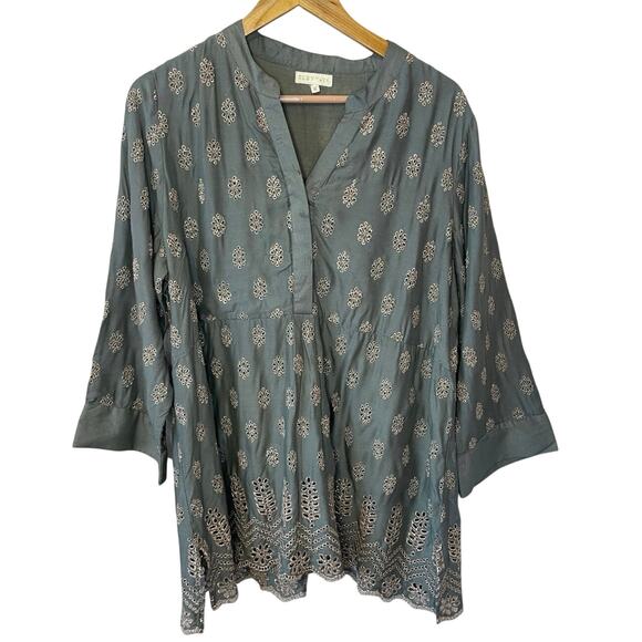 RUBY YAYA Tops - Ruby Yaya Boho Festival Style Green W/ Metallic Eyelet Long Sleeve Tunic XL